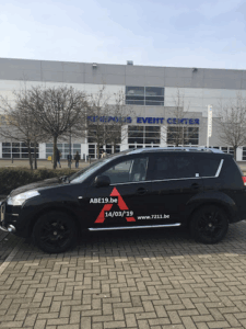 De bedrijfsnaam is 7211 bv