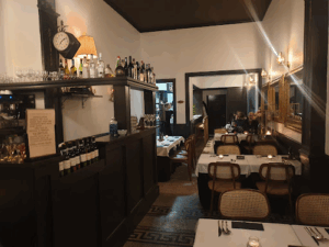 De bedrijfsnaam is A Tavola