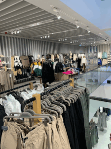 De bedrijfsnaam is Bershka