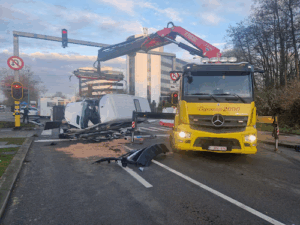 De bedrijfsnaam is depannage 2000