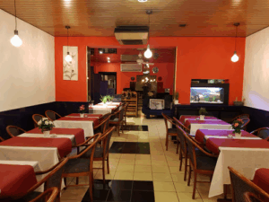 De bedrijfsnaam is Himalayan Cuisine