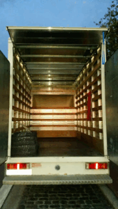 De bedrijfsnaam is Magnus Movers