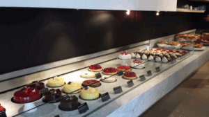 De bedrijfsnaam is patisserie lebleu
