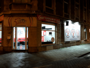 De bedrijfsnaam is pizza service antwerpen