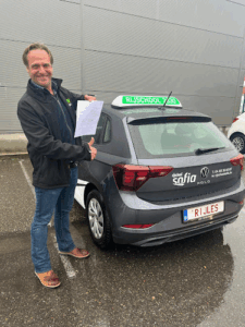 De bedrijfsnaam is rijschool Sofia Deurne