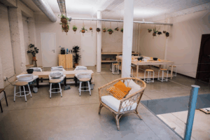 De bedrijfsnaam is Sukoon Studio