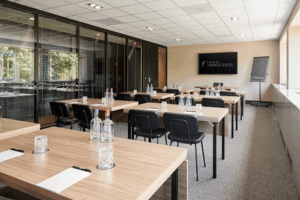 De bedrijfsnaam is van der valk business center antwerpen