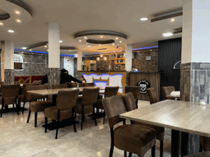 De bedrijfsnaam is Yemeni House Restaurant